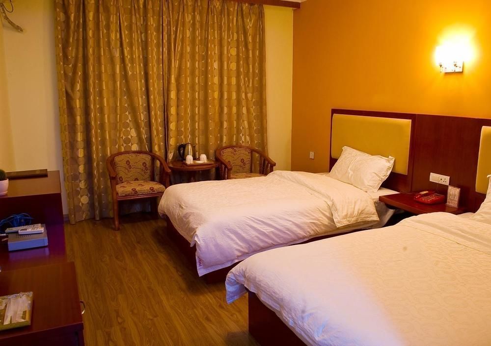 Yueliangwan Hotel Liuzhou Exterior photo